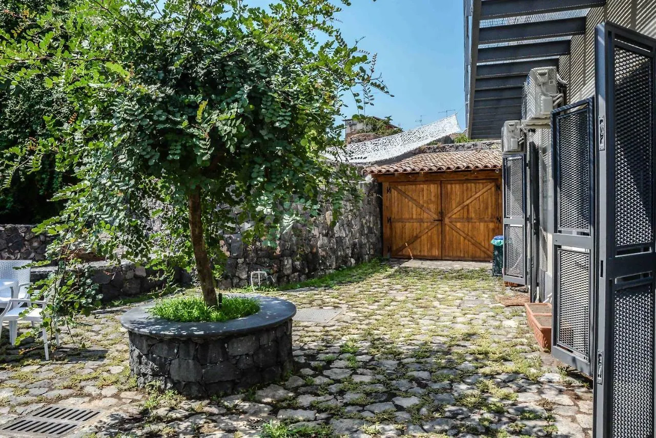 Case Vacanze - Antico Corso Catania 0*,  Italy